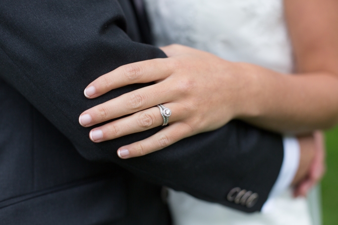 engagement ring bride